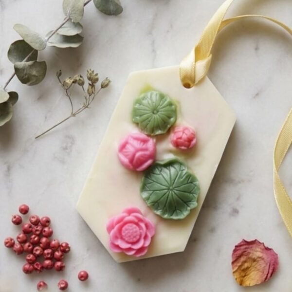 floral wax sachet scented candle